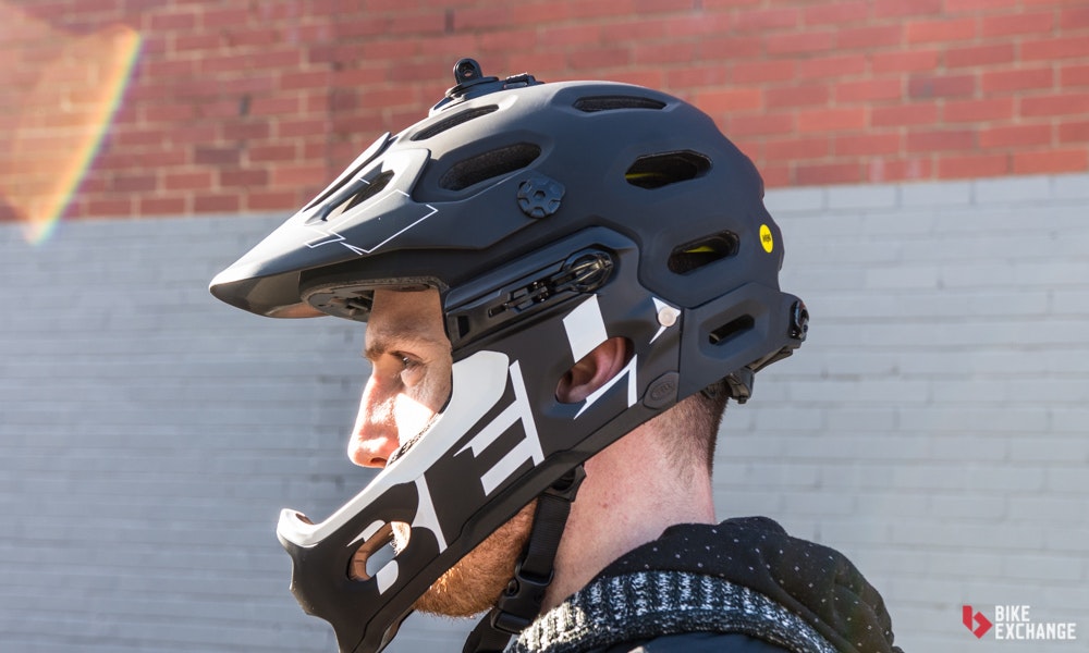 mountain-bike-accessories-guide-helmets-jpg