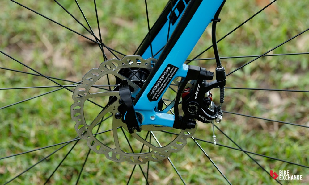 Can you fit disc brakes to a road bike? Answered.