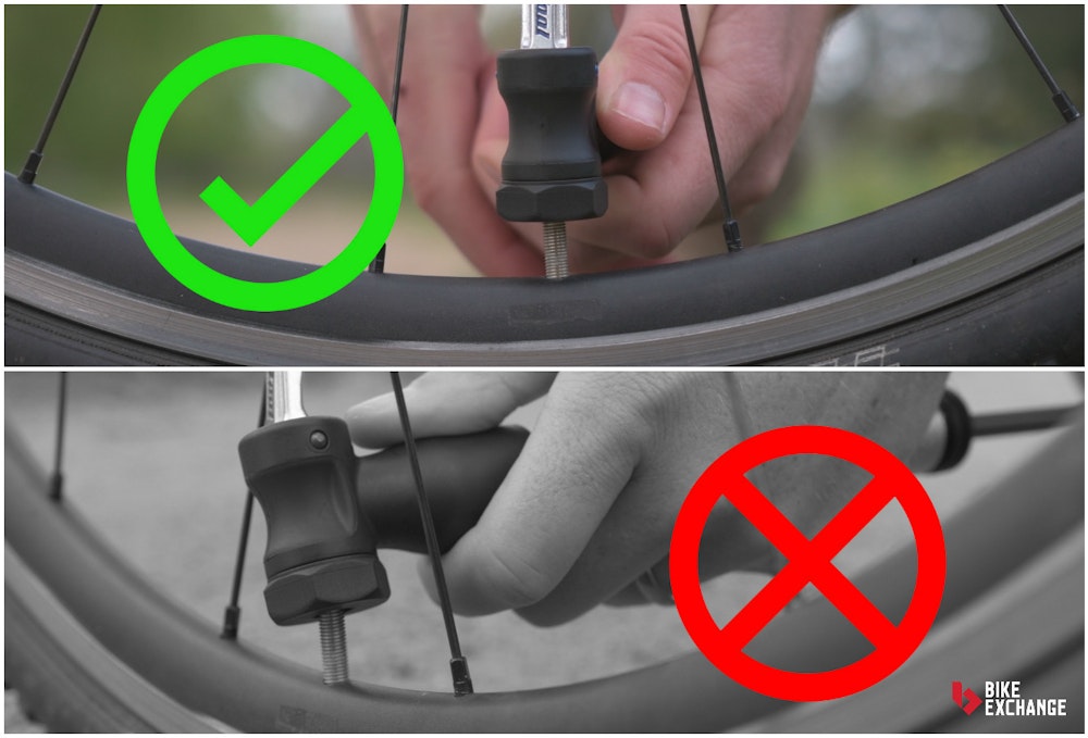 How to pump a bike tyre BikeExchange 2017 valve angle